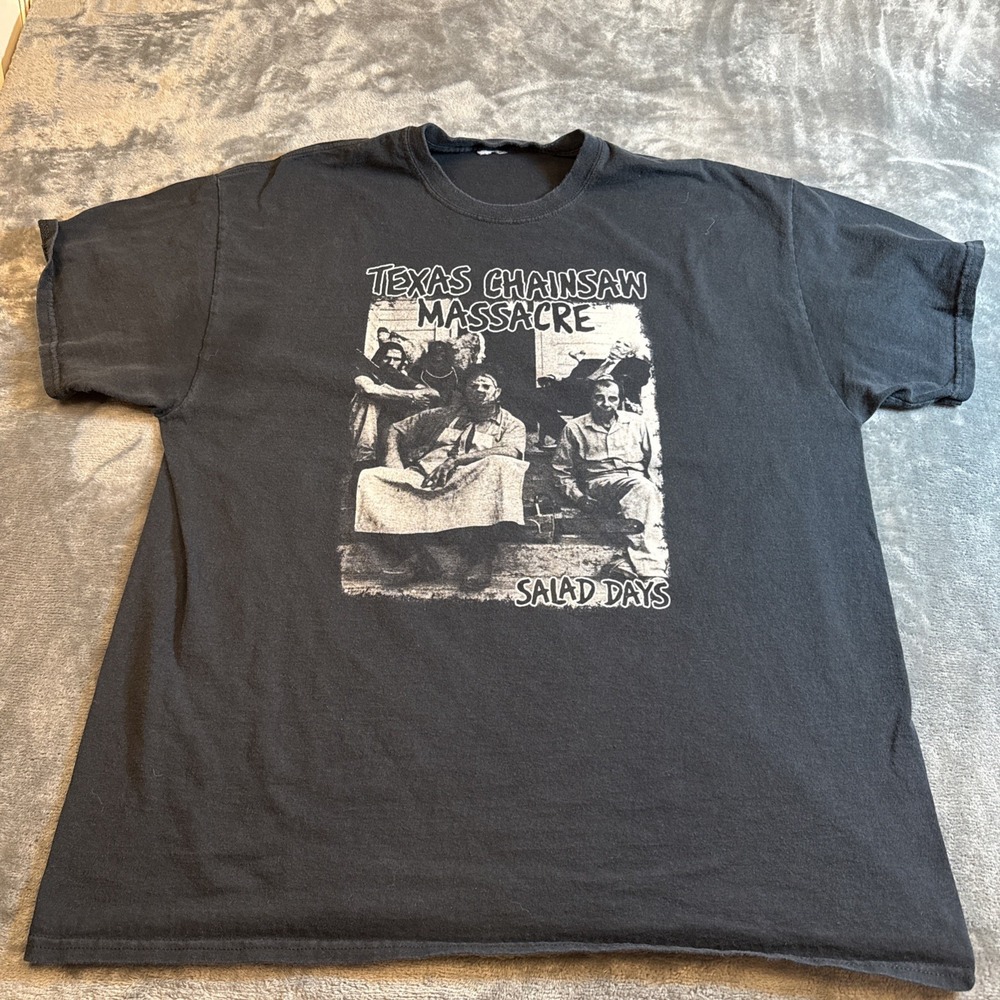 Texas Chainsaw Massacre Horror Movie Black Graphic Tee Shirt No Tag XL